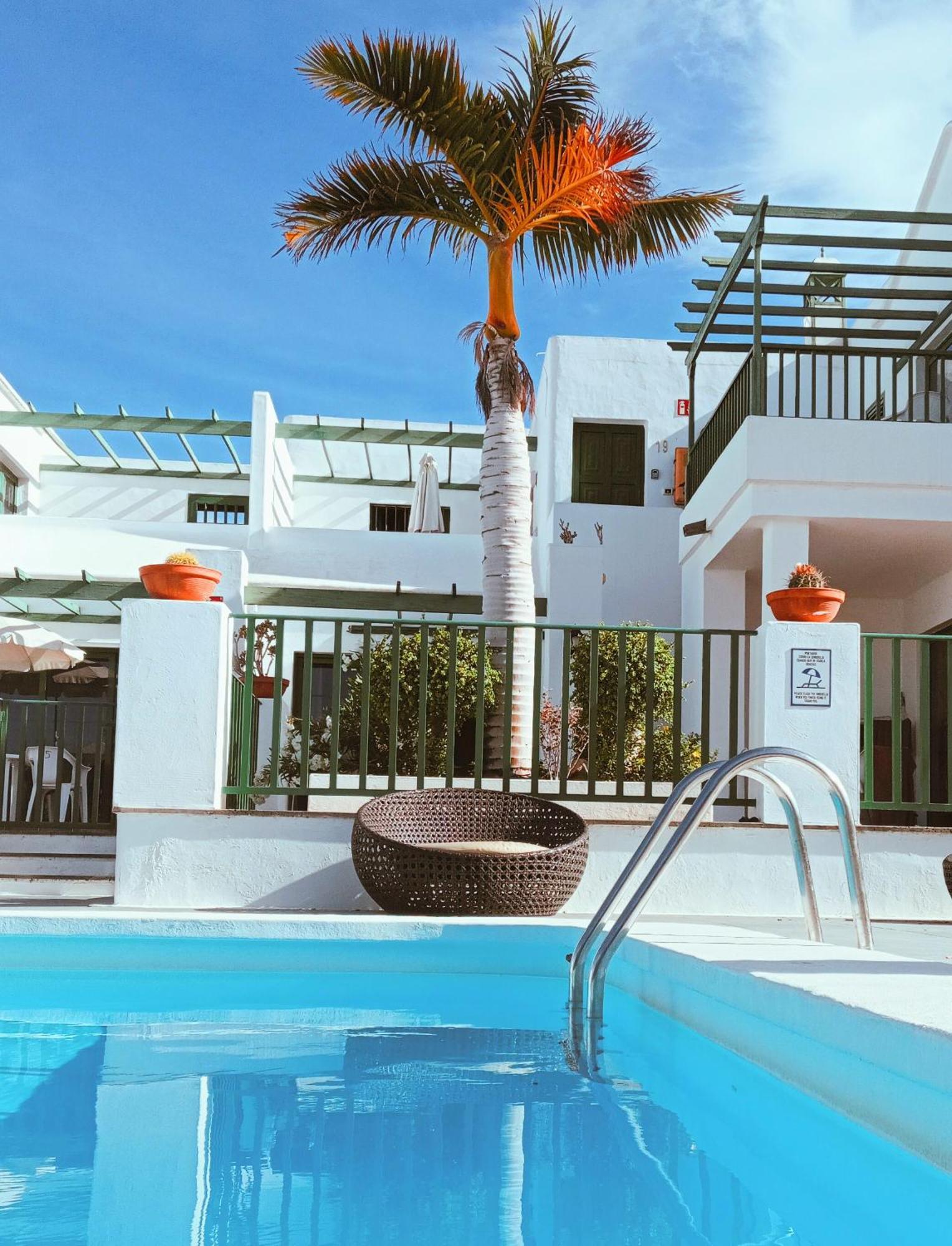 Apartamentos las Acacias Puerto del Carmen  Exterior foto
