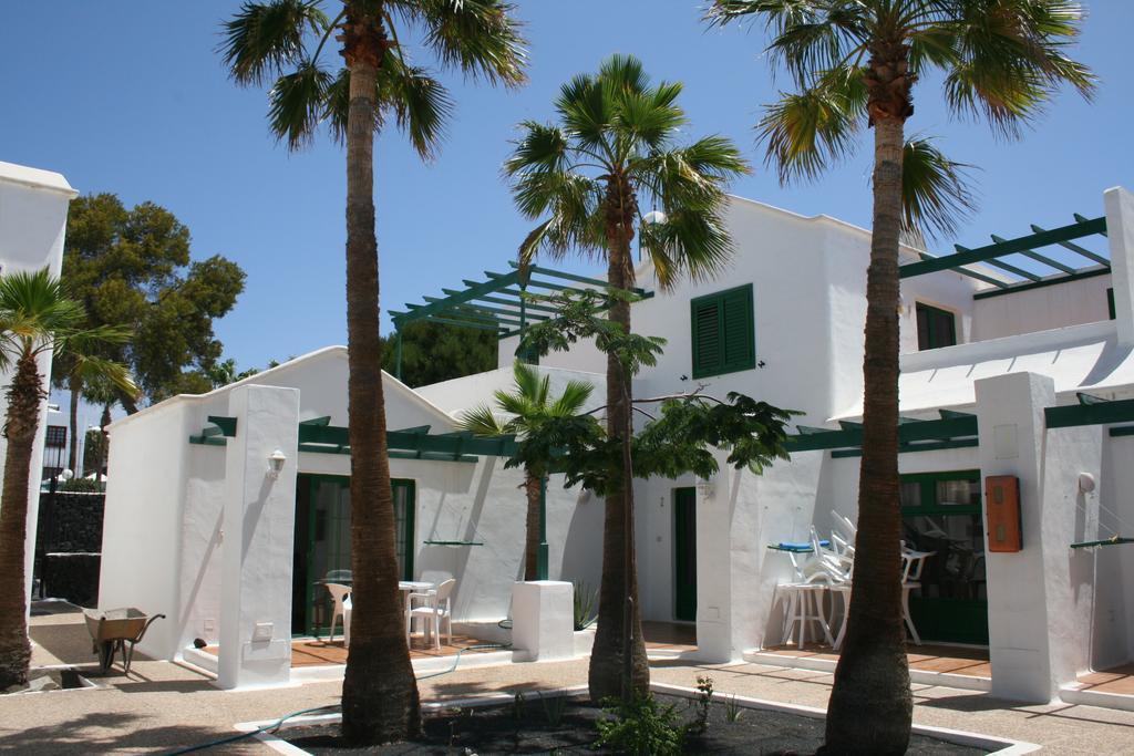 Apartamentos las Acacias Puerto del Carmen  Exterior foto