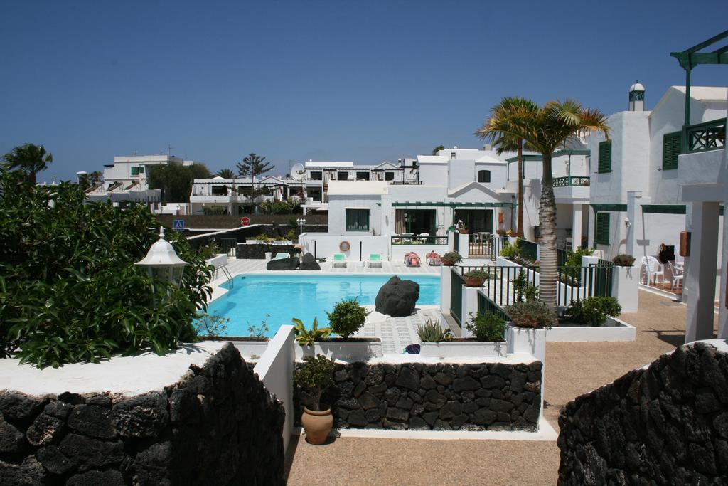 Apartamentos las Acacias Puerto del Carmen  Exterior foto
