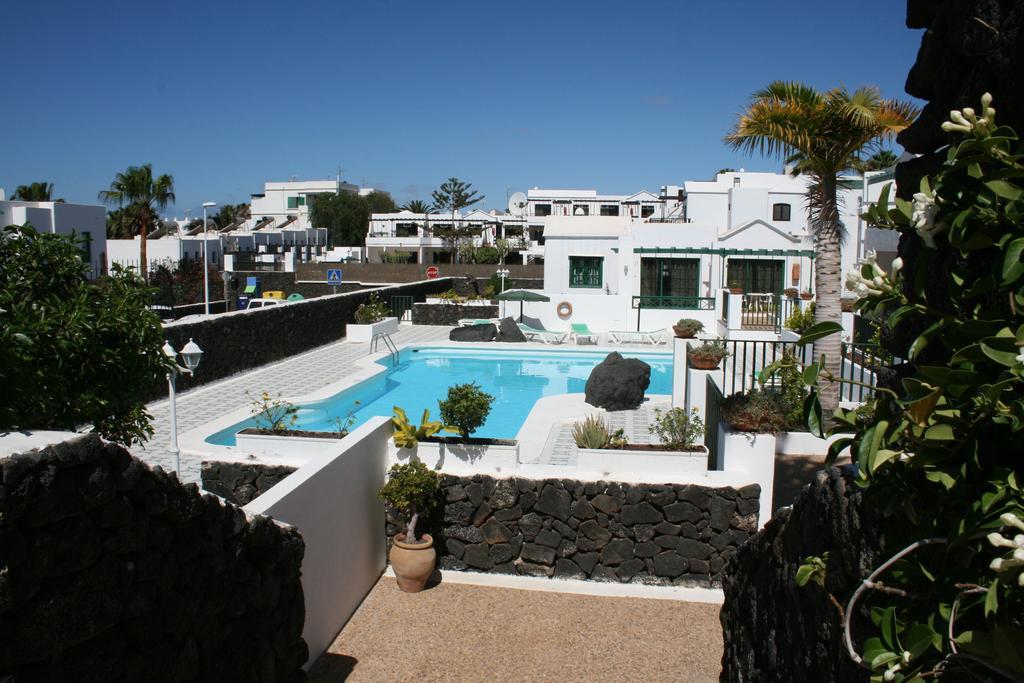 Apartamentos las Acacias Puerto del Carmen  Exterior foto